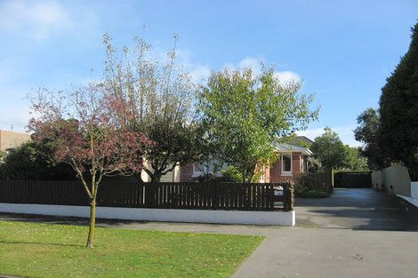 Photo of property in 2/19a Brodie Street, Ilam, Christchurch, 8041
