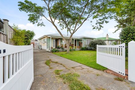 Photo of property in 610 Park Road South, Akina, Hastings, 4122