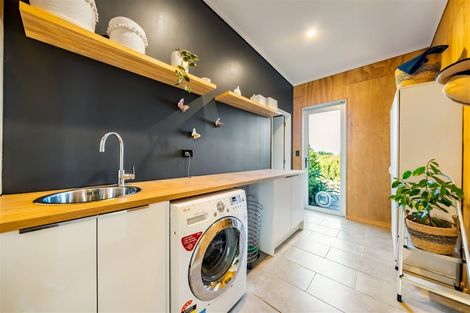 Photo of property in 328 Flightys Road, Judgeford, Porirua, 5381