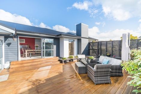 Photo of property in 14 Stonebridge Heights, Feilding, 4702