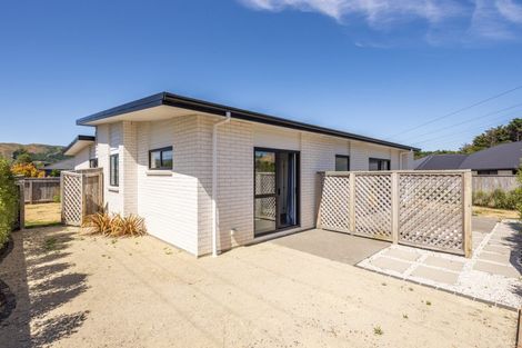 Photo of property in 3 Kaiwaru Place, Waikanae, 5036