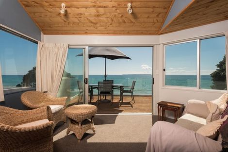 Photo of property in 131 Karewa Parade, Papamoa Beach, Papamoa, 3118