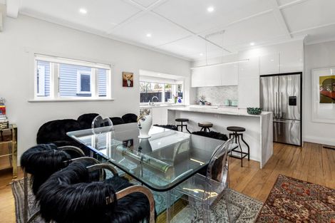 Photo of property in 35 William Denny Avenue, Westmere, Auckland, 1022