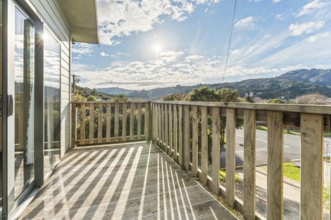 Photo of property in 27a Rawhiti Street, Stokes Valley, Lower Hutt, 5019