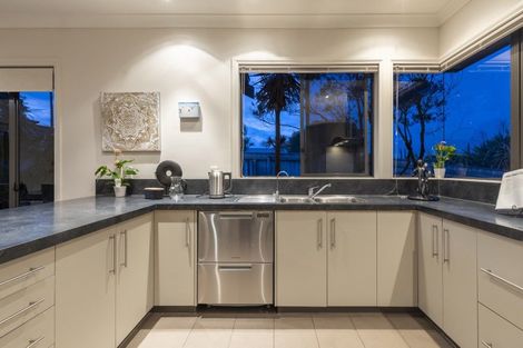 Photo of property in 71 Hillcrest Road, Raumati Beach, Paraparaumu, 5032