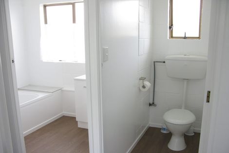 Photo of property in 2/78 Panorama Road, Mount Wellington, Auckland, 1060
