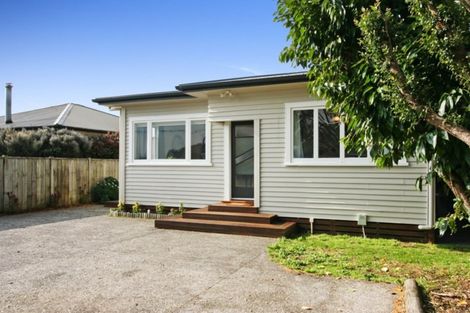Photo of property in 421b Mangorei Road, Highlands Park, New Plymouth, 4312