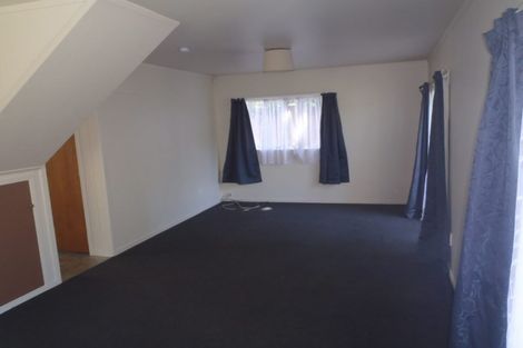 Photo of property in 99 Kemp Road, Massey, Auckland, 0614