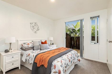 Photo of property in 13 Albionvale Road, Glen Eden, Auckland, 0602