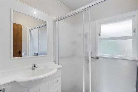 Photo of property in 4/769 Beach Road, Browns Bay, Auckland, 0630