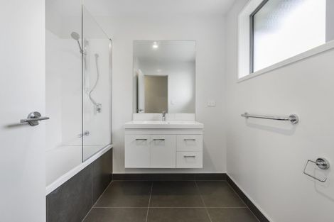 Photo of property in 14b Greenock Road, Ranui, Auckland, 0612