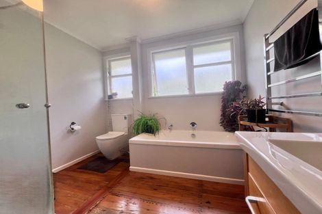 Photo of property in 72 Tireti Road, Titahi Bay, Porirua, 5022