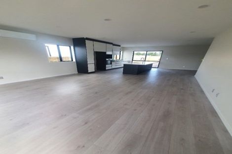 Photo of property in 12 Weri Road, Karaka, Papakura, 2113