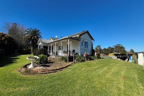 Photo of property in 375 Whitford Road, Whitford, Howick, 2571
