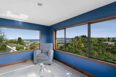 Photo of property in 6 Astelia Way, Waipahihi, Taupo, 3330