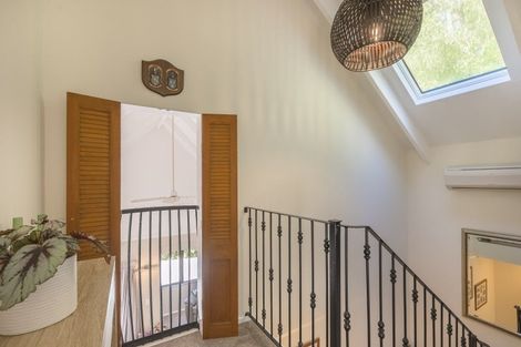 Photo of property in 93 Norton Park Grove, Waterloo, Lower Hutt, 5011