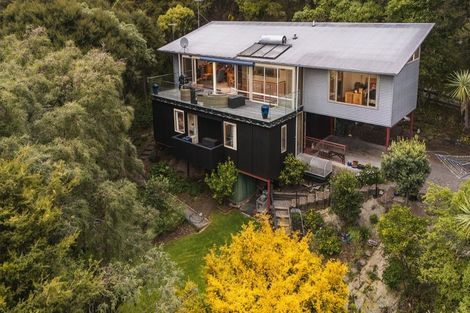 Photo of property in 39 Aylmers Valley Road, Akaroa, 7520