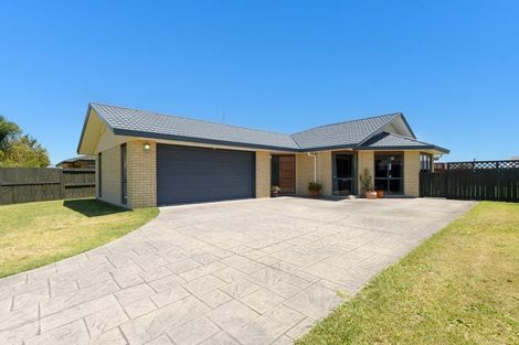 Photo of property in 118 Evans Road, Papamoa Beach, Papamoa, 3118
