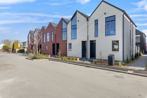 Photo of property in 4/5 Donald Place, St Albans, Christchurch, 8014