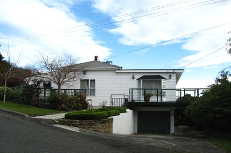 Photo of property in 23 Howard Street, Macandrew Bay, Dunedin, 9014