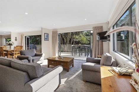 Photo of property in 11 Deptford Lane, Whitby, Porirua, 5024