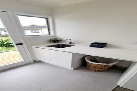 Photo of property in 49 Riverside Road, Orewa, 0931