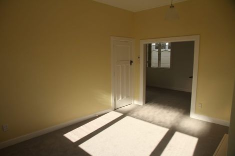 Photo of property in 6 Waikato Street, Island Bay, Wellington, 6023