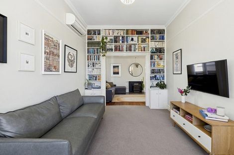 Photo of property in 8 Stanley Street, Berhampore, Wellington, 6023