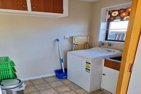 Photo of property in 1/16 Omega Place, Casebrook, Christchurch, 8051