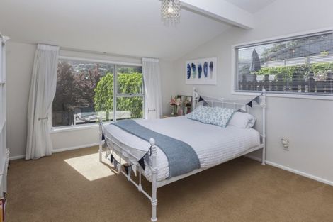 Photo of property in 13 Roseneath Place, Cashmere, Christchurch, 8022