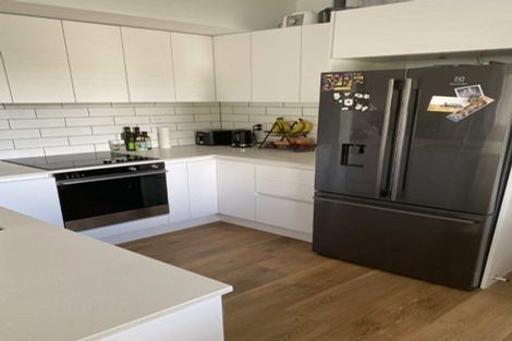 Photo of property in 12 Apihai Street, Orakei, Auckland, 1071