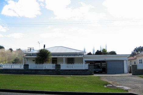 Photo of property in 163 Hautapu Street, Taihape, 4720