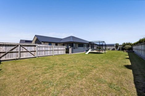 Photo of property in 35 County Drive, Hawera, 4610
