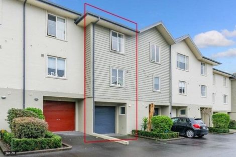 Photo of property in 39 Kirikiri Lane, East Tamaki, Auckland, 2013