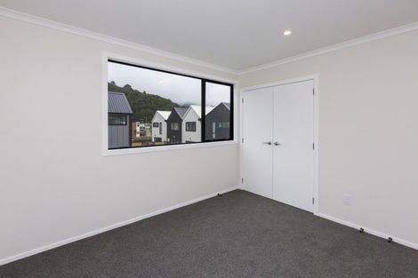 Photo of property in 4 Raeble Walkington Lane, Wallaceville, Upper Hutt, 5018