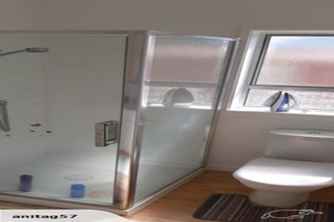 Photo of property in 1/127 Portage Road, New Lynn, Auckland, 0600