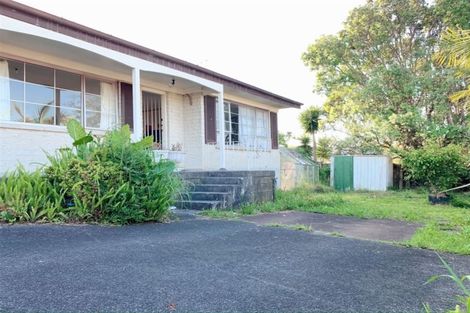 Photo of property in 1/9 Wairata Place, Te Atatu South, Auckland, 0610