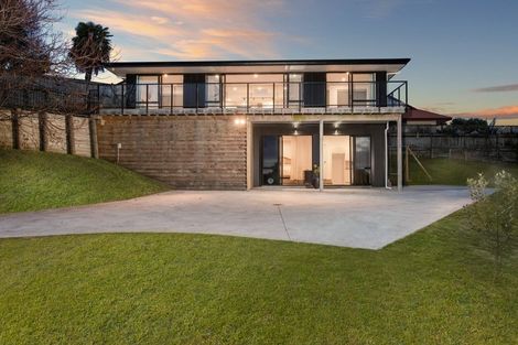 Photo of property in 2/63 Meander Drive, Welcome Bay, Tauranga, 3112
