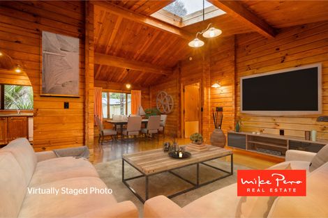 Photo of property in 4 Arama Avenue, Titirangi, Auckland, 0604