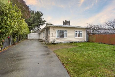 Photo of property in 198 Riccarton Road, Riccarton, Christchurch, 8041
