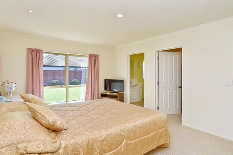 Photo of property in 11 Pewter Place, Northwood, Christchurch, 8051