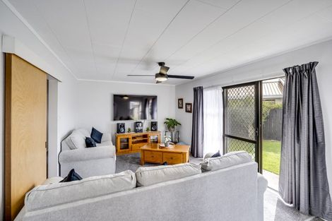 Photo of property in 29 Usherwood Crescent, Akina, Hastings, 4122