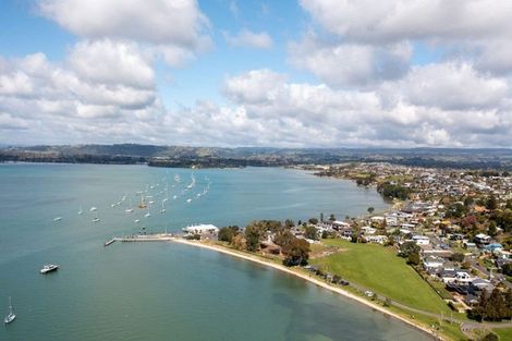 Photo of property in 6 Grove Lane, Omokoroa, 3114