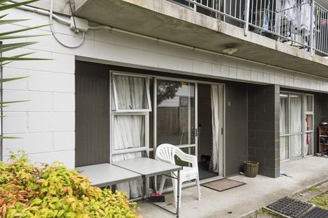 Photo of property in 2/46 May Street, Hamilton East, Hamilton, 3216