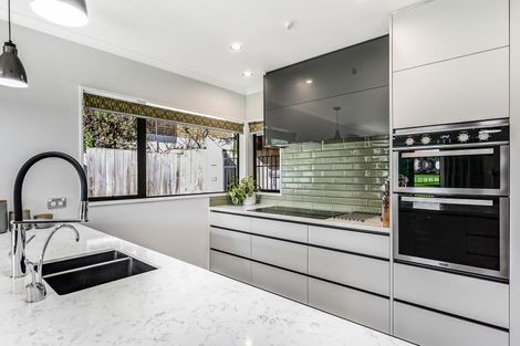 Photo of property in 34 Greenfield Drive, Western Heights, Hamilton, 3200