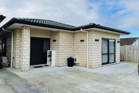 Photo of property in 1/5a Camp Road, Mount Wellington, Auckland, 1062