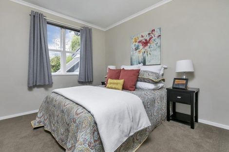 Photo of property in 10 Beeche Place, Birkdale, Auckland, 0626