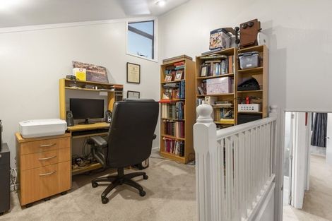 Photo of property in 14 David Beattie Place, Chatswood, Auckland, 0626