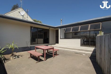 Photo of property in 6a Queen Road, Bellevue, Tauranga, 3110