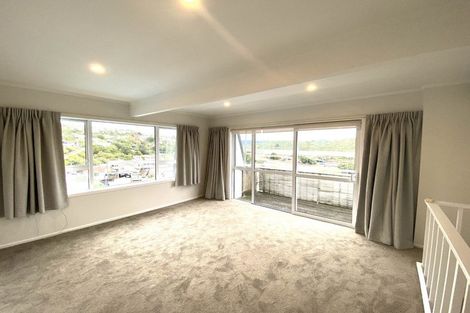 Photo of property in 3/48 Paremata Crescent, Paremata, Porirua, 5024